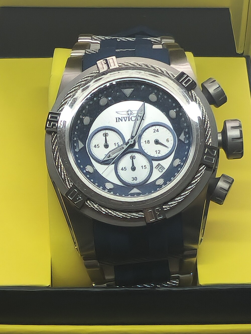 Invicta Bolt Zeus MenModel 37190